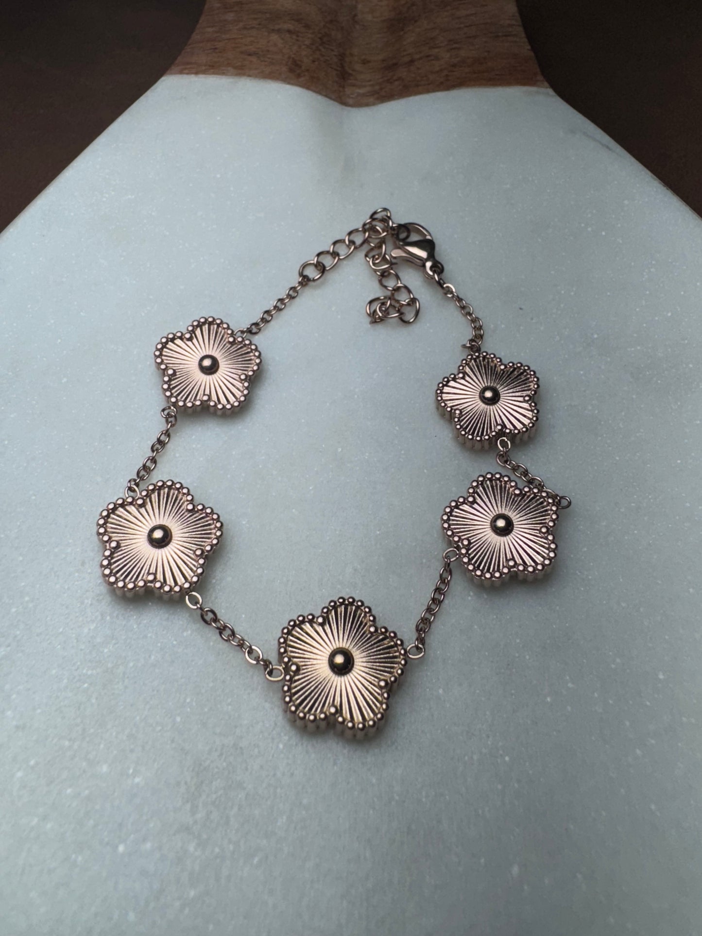 Genova-Flower Bracelet.