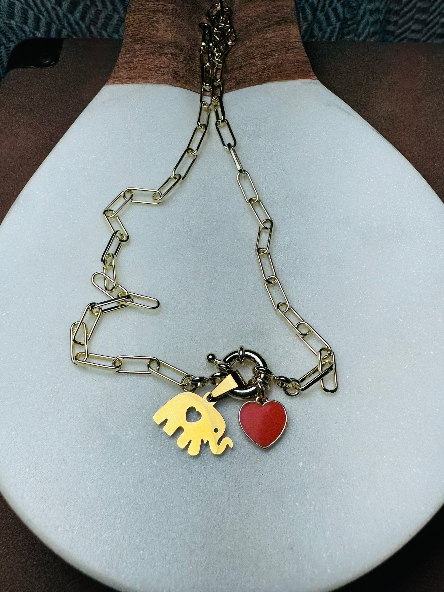 Elefante Necklace