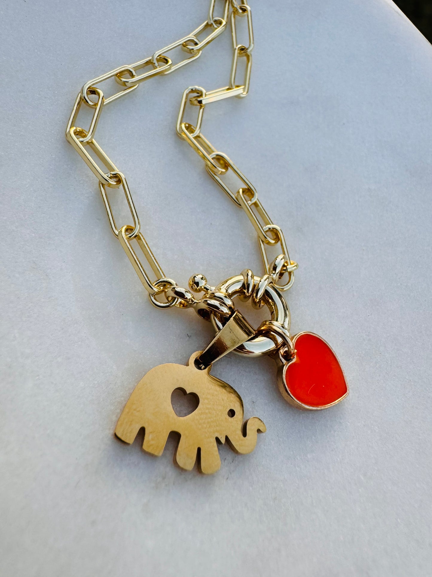 Elefante Necklace